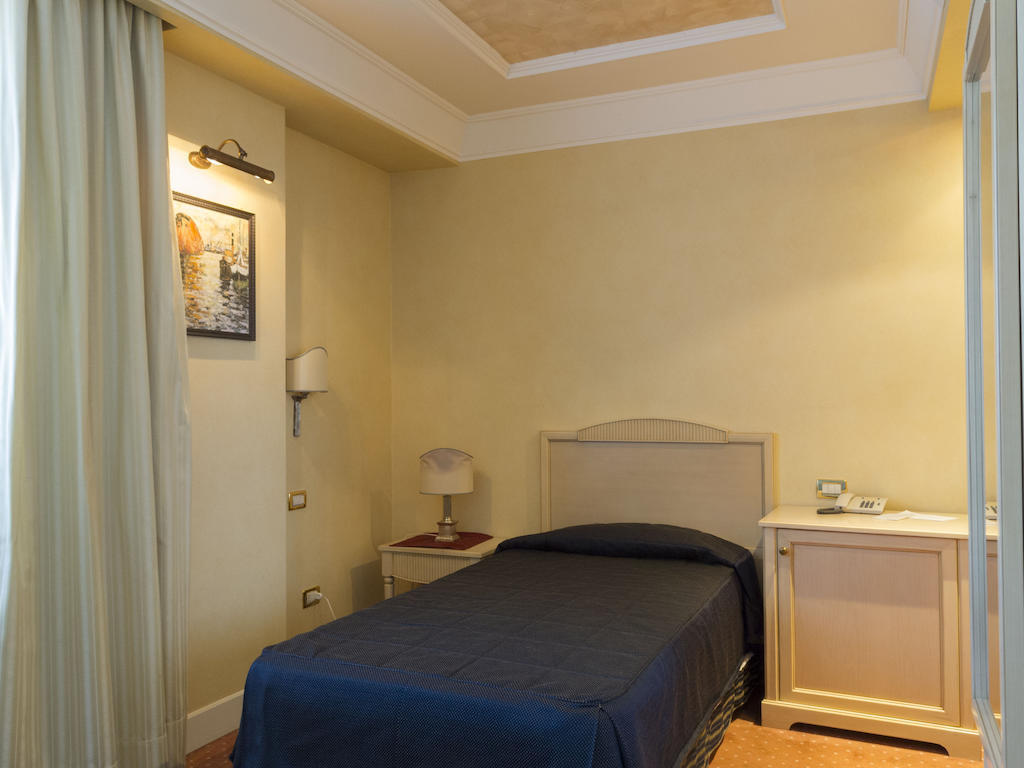 Gran Osteria Tre Noci Hotel Sistiana Ruang foto